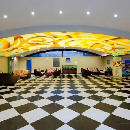 One Bedroom Near Cleopatra