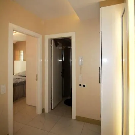 One Bedroom Near Cleopatra אלאניה